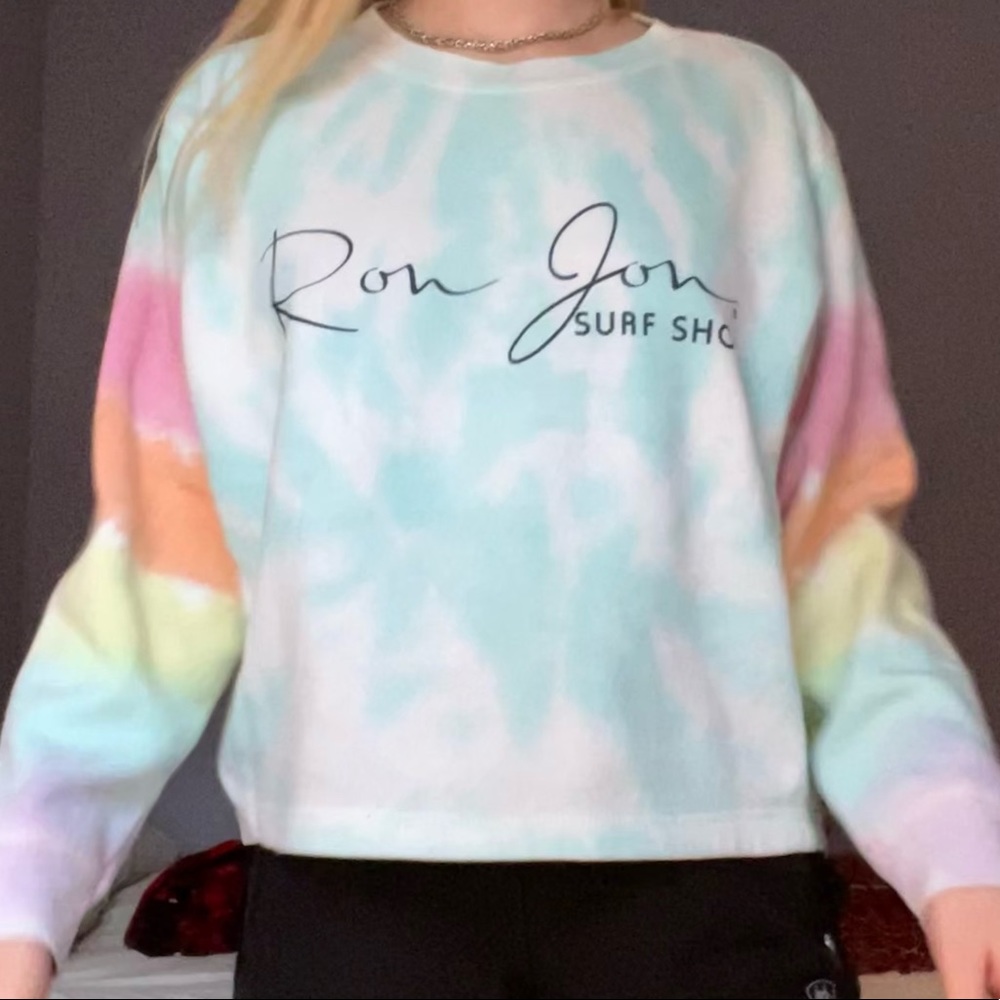 Cropped tie dye crew neck